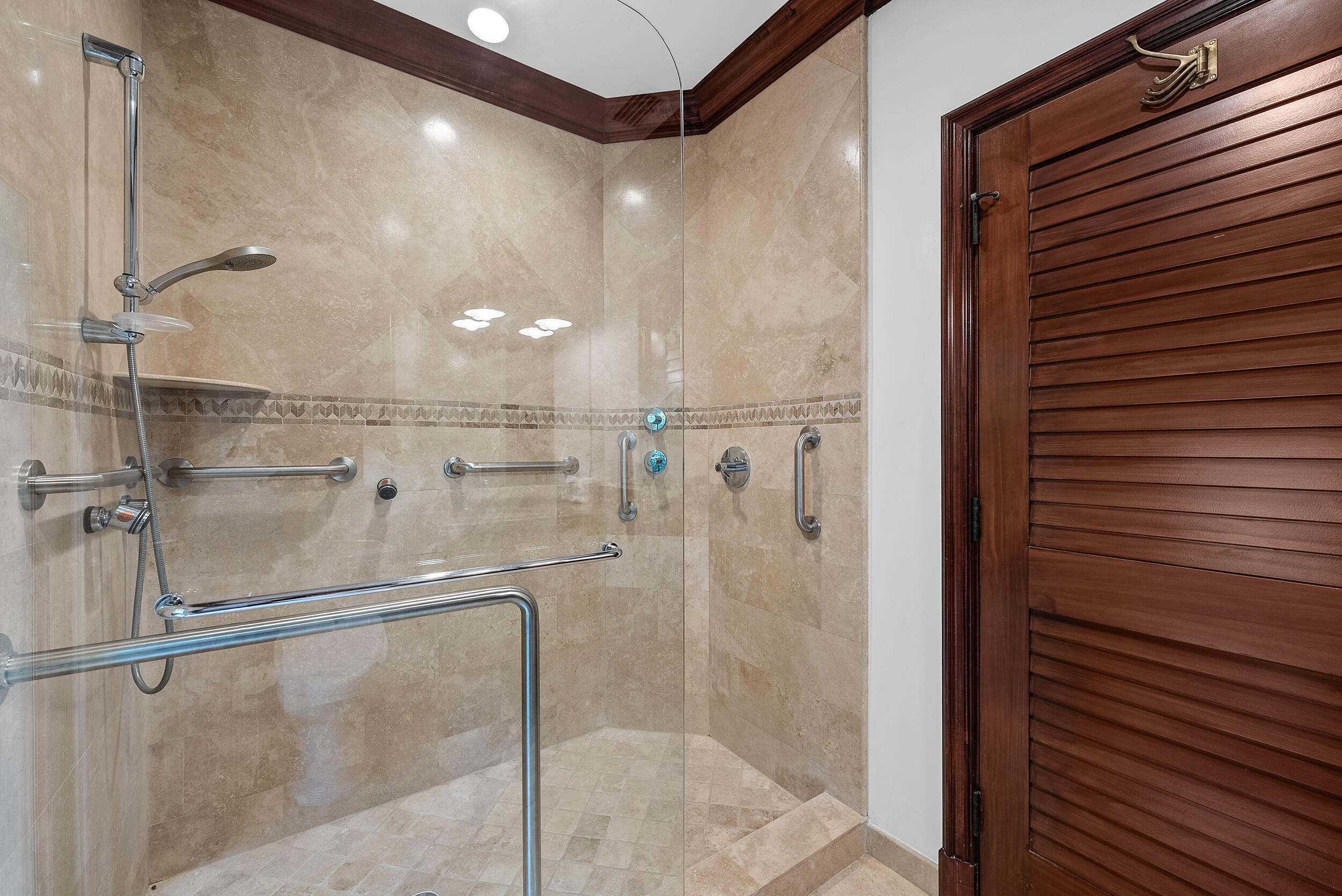 613 South Beach Road Jupiter, FL 33469 - Photo 34 of 53 Daytime- 613 S Beach Road-37