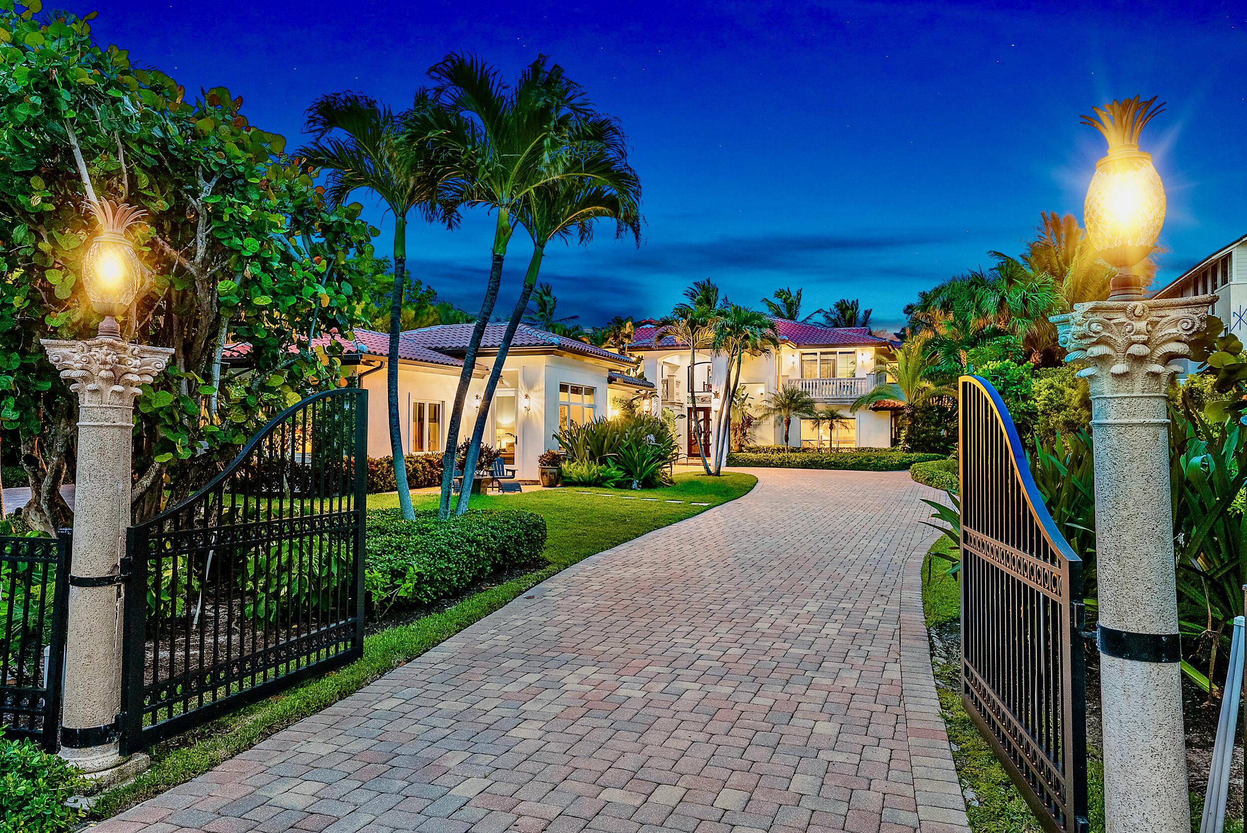 613 South Beach Road Jupiter, FL 33469 - Photo 8 of 53 613 S Beach Road - Twilights - 1 of 1
