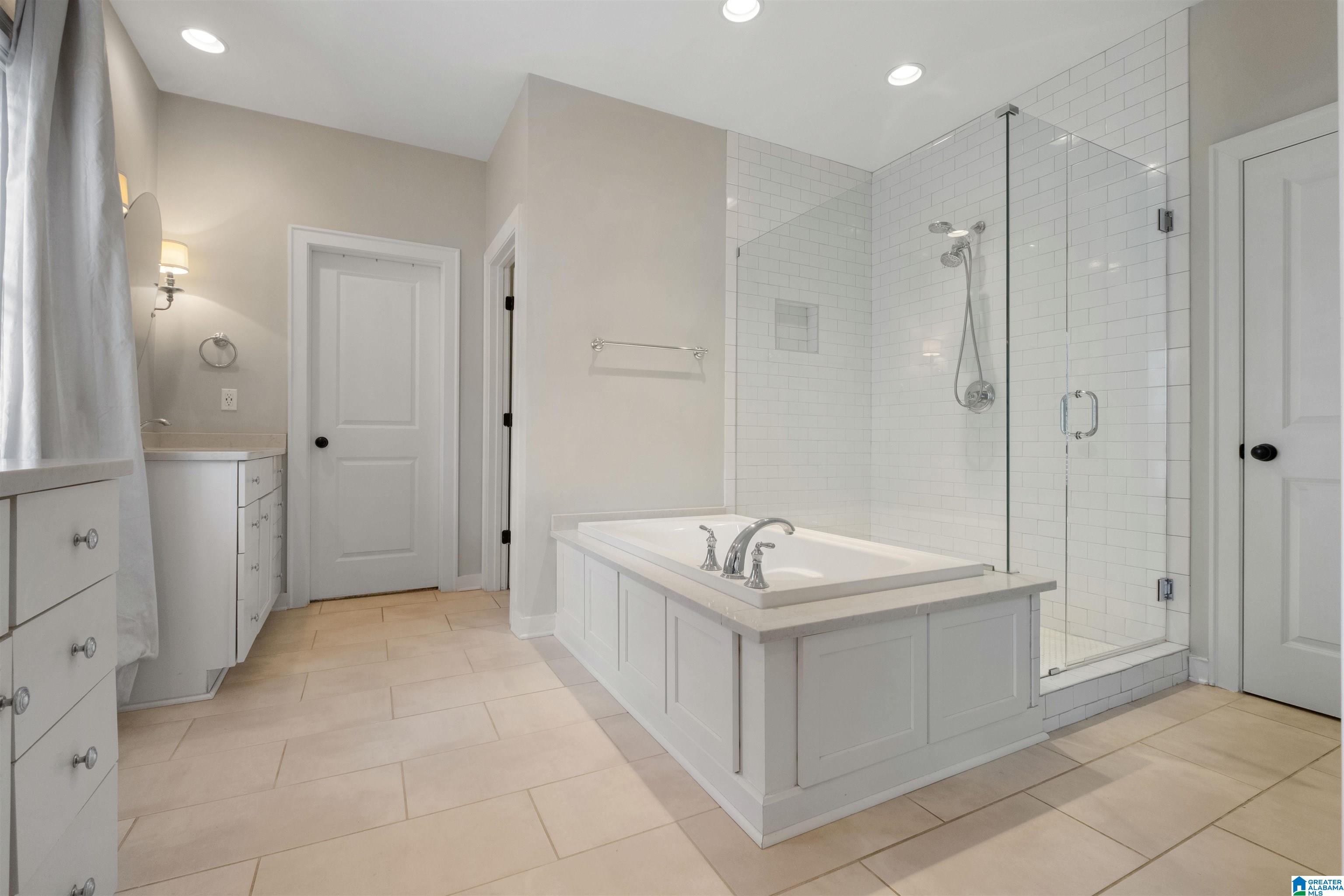 2637 Montauk Road Birmingham, AL 35226 - Photo 13 of 31