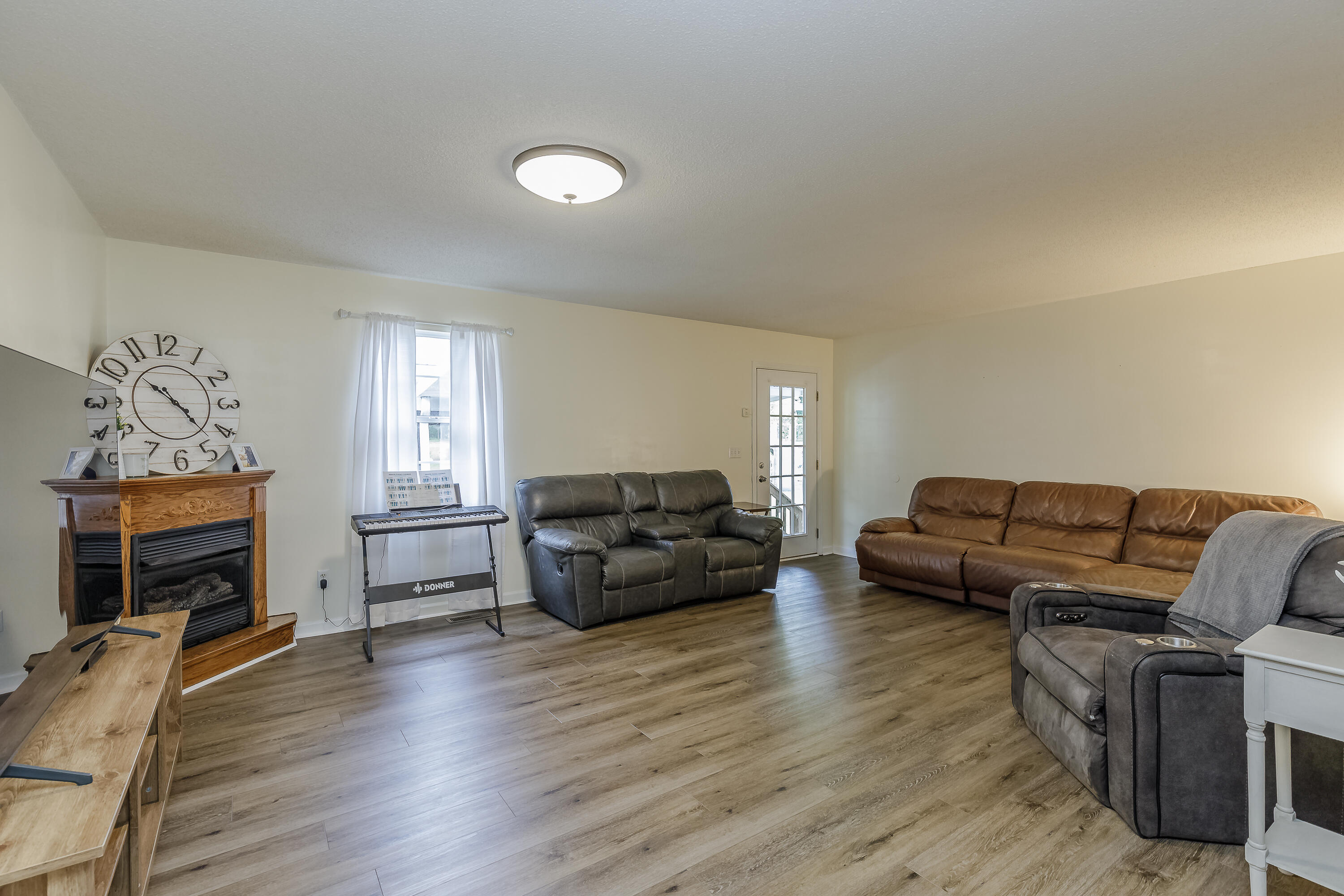 259 Osburn Road Chickamauga, GA 30707 - Photo 4 of 50 Living Area