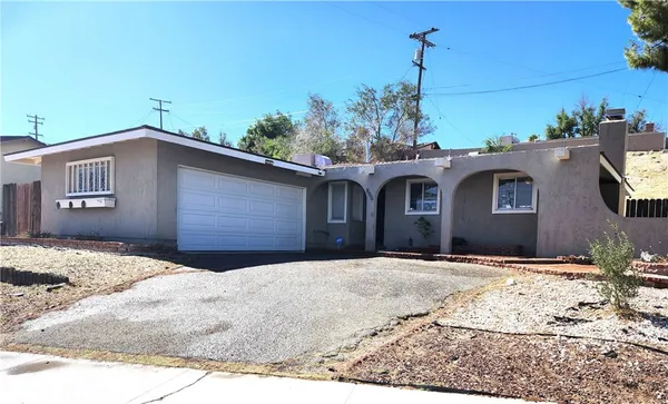 $250,000 | 850 Keith Street, Barstow, CA 92311