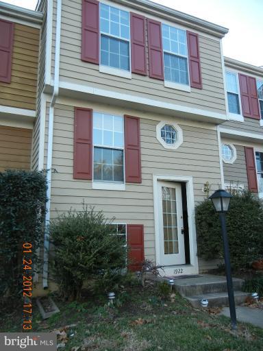 1922 Belmont Ridge Court Reston, VA 20191 - Photo 1 of 24 Exterior (Front)