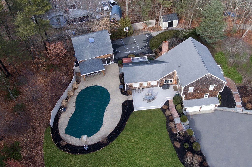 111 Gerard Road Norwell, MA 02061 - Photo 2 of 18 Gallery Image 2