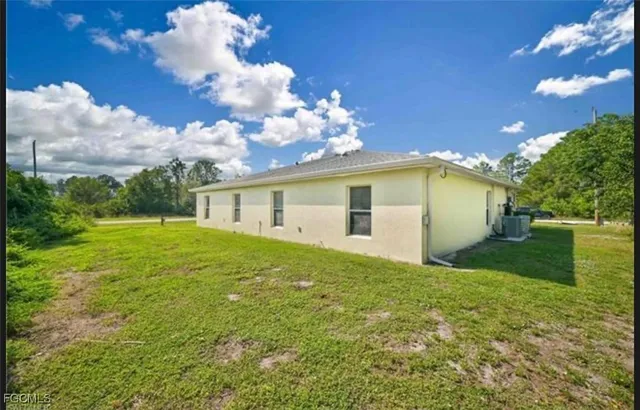 $394,900 | 465-467 Lillon Avenue South, Lehigh Acres, FL 33974