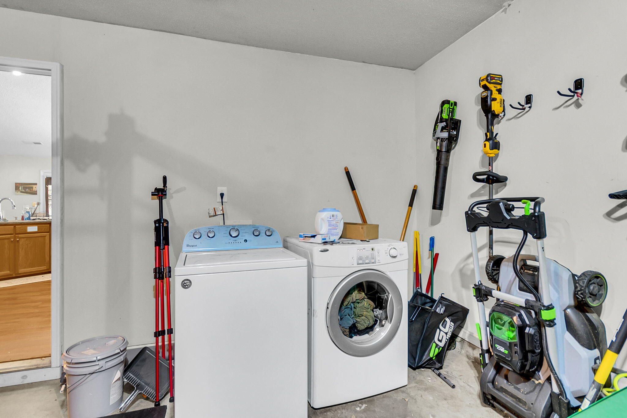 137 Paddock Way Summerville, SC 29486 - Photo 33 of 38 CREM - 137 Paddock-29