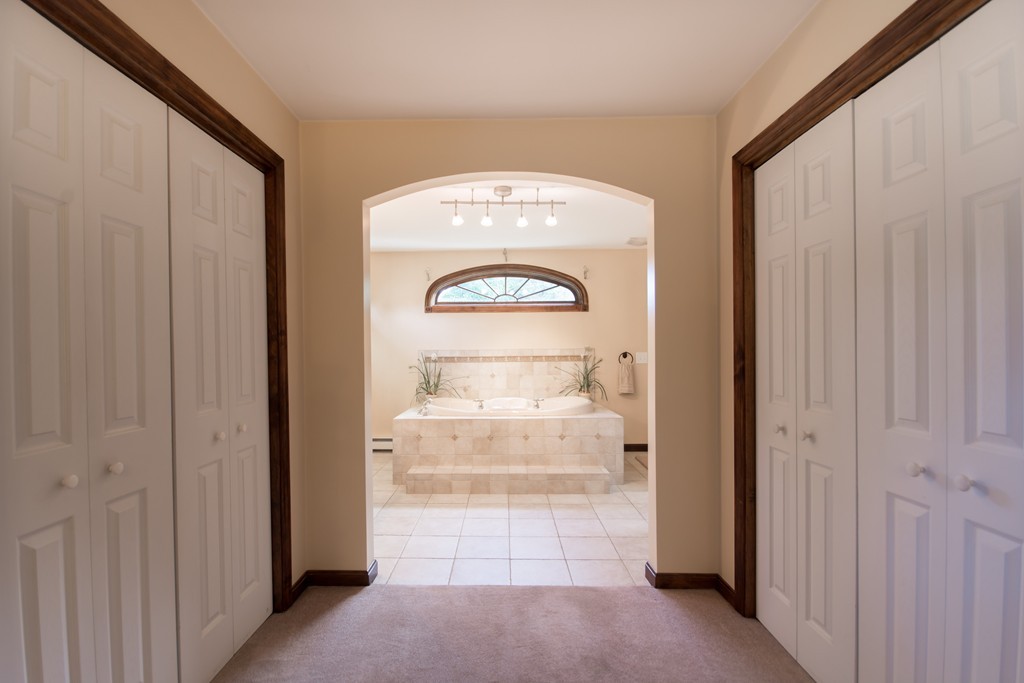 49 Harbor Road Swansea, MA 02777 - Photo 18 of 25 Gallery Image 18