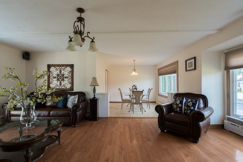 49 Harbor Road Swansea, MA 02777 - Photo 7 of 25 Gallery Image 7