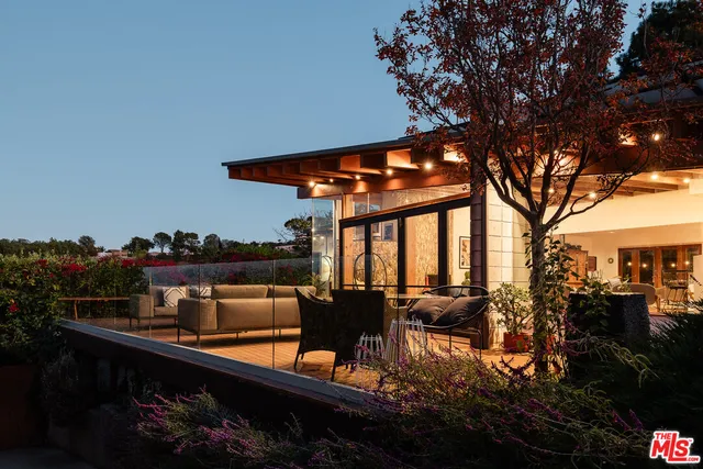 $2,450,000 | 3604 Glenridge Drive, Sherman Oaks, CA 91423