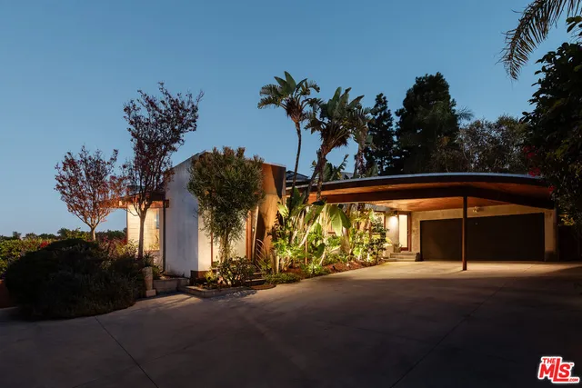 $2,450,000 | 3604 Glenridge Drive, Sherman Oaks, CA 91423