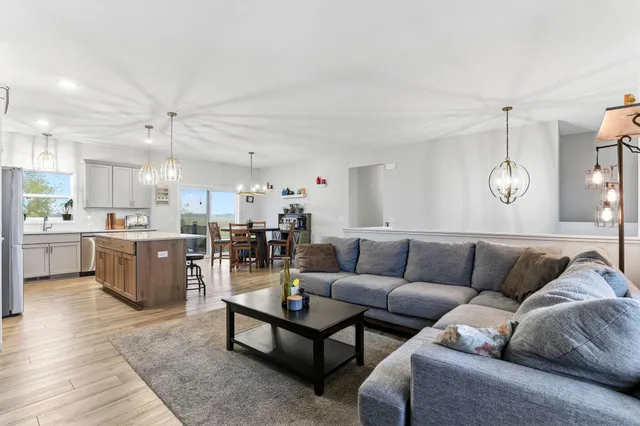 $499,900 | 2857 213th Street West, Farmington, MN 55024