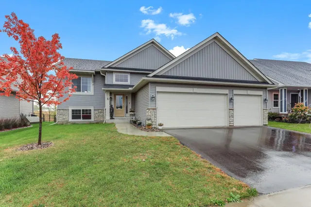 $499,900 | 2857 213th Street West, Farmington, MN 55024