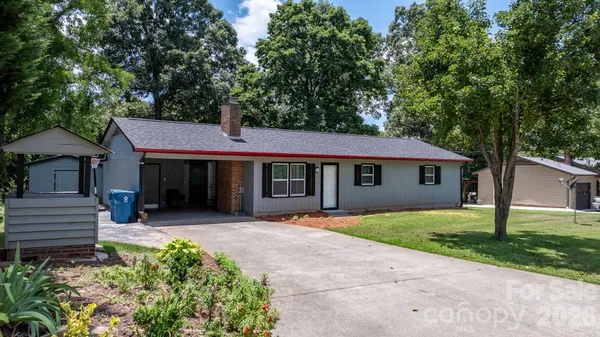 $255,000 | 3246 21st Avenue Northeast, Hickory, NC 28601