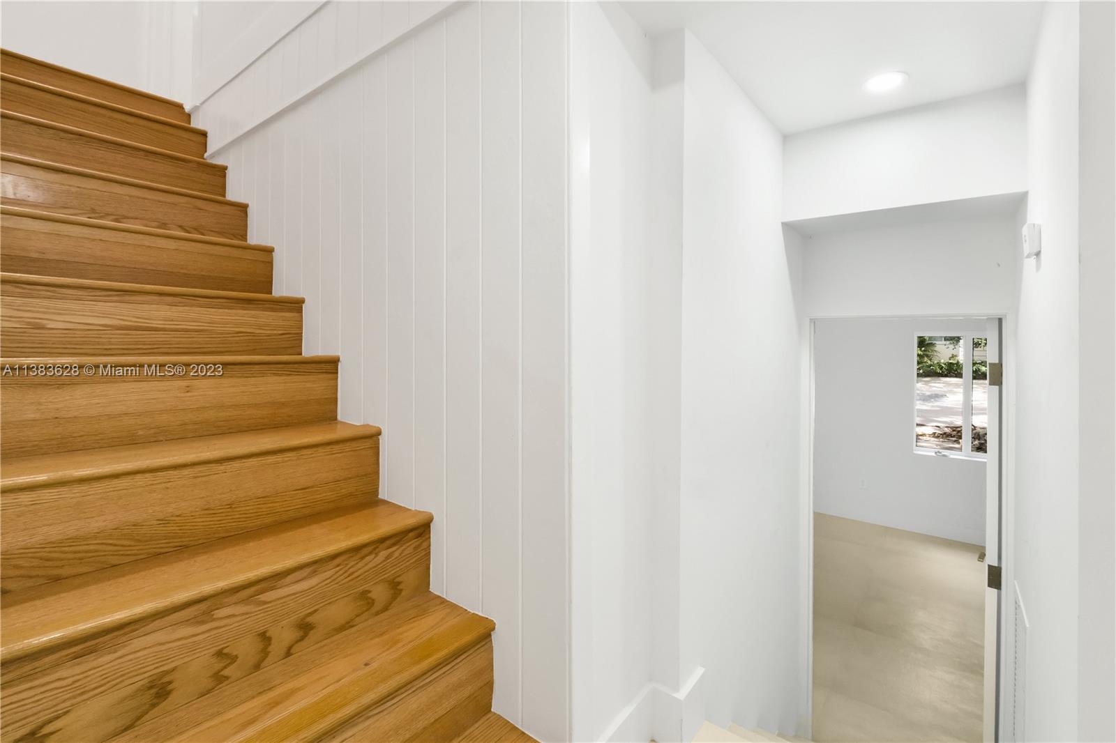3635 Douglas Road Miami, FL 33133 - Photo 15 of 31 Gallery Image 15