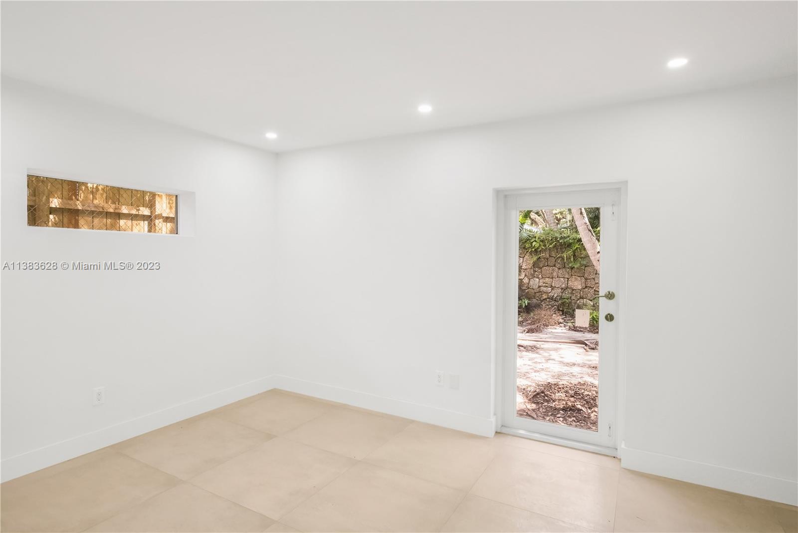 3635 Douglas Road Miami, FL 33133 - Photo 25 of 31 Gallery Image 25