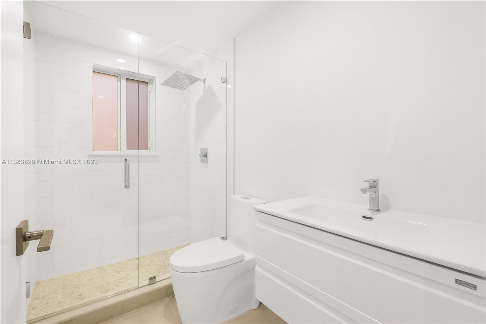 3635 Douglas Road Miami, FL 33133 - Photo 30 of 31 Gallery Image 30