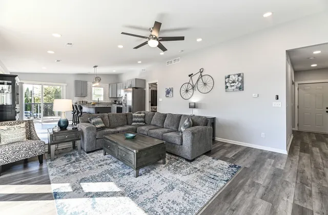 $1,895,000 | 7134 North Tichigan Road, Waterford, WI 53185