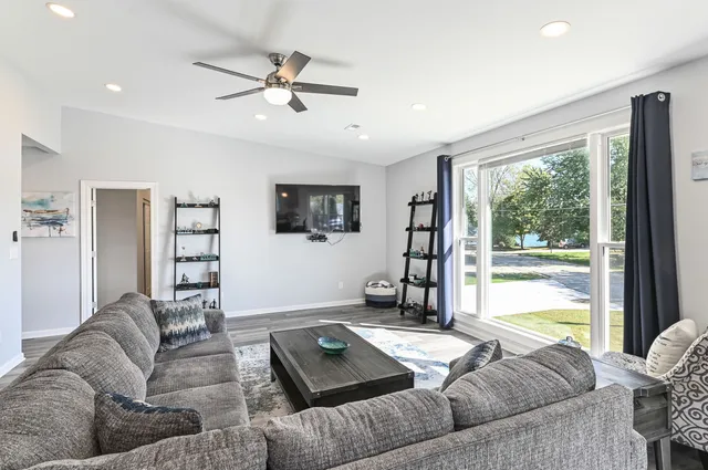 $1,895,000 | 7134 North Tichigan Road, Waterford, WI 53185