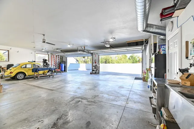 $1,895,000 | 7134 North Tichigan Road, Waterford, WI 53185