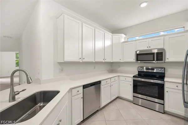 $2,000 | 9077 Leatherwood Loop, Lehigh Acres, FL 33936