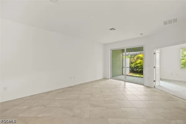 $2,000 | 9077 Leatherwood Loop, Lehigh Acres, FL 33936