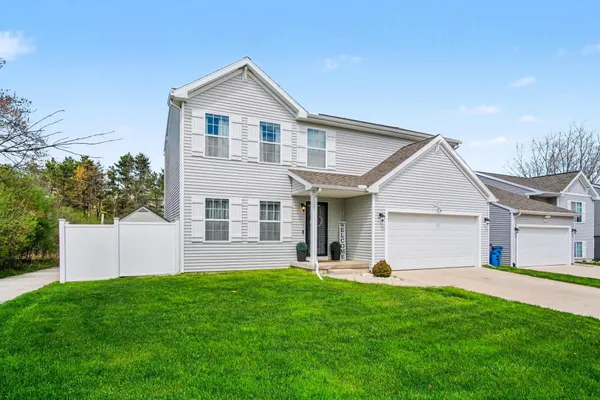 $434,900 | 2631 Sage Wing Drive, Grand Rapids, MI 49508