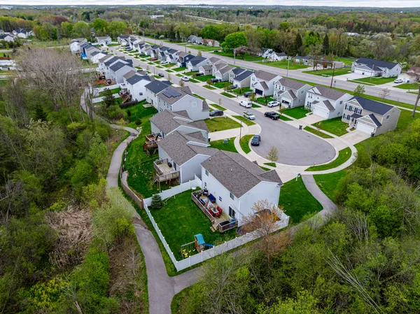 $434,900 | 2631 Sage Wing Drive, Grand Rapids, MI 49508