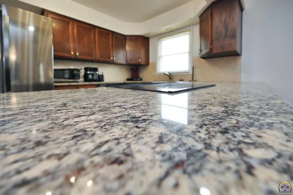 $280,000 | 413 Madore Street, Silver Lake, KS 66539