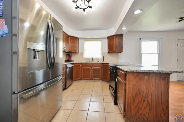 $280,000 | 413 Madore Street, Silver Lake, KS 66539