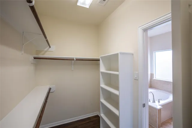 $2,300 | 24415 Hikers Bend Drive, Katy, TX 77493