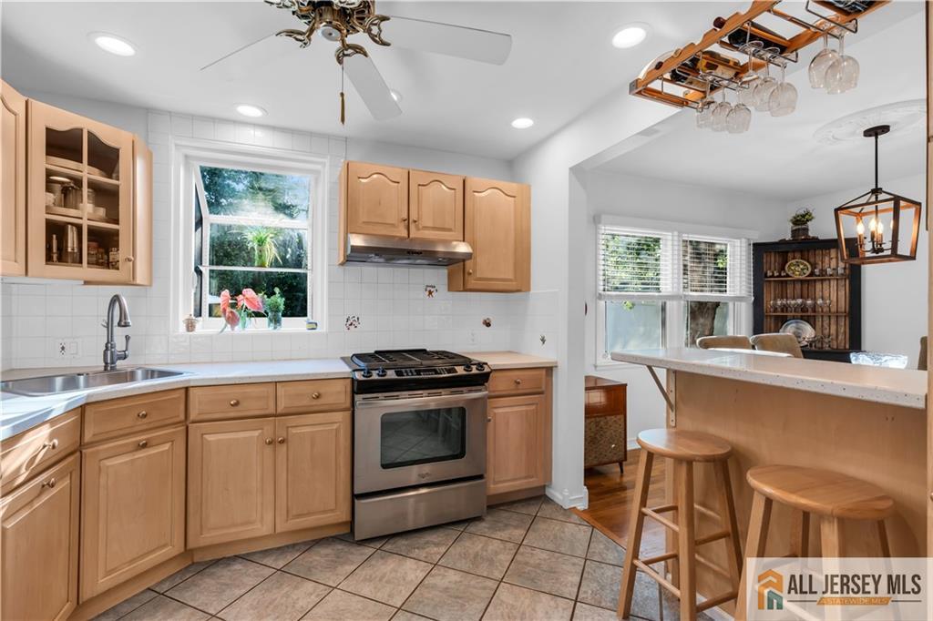 8 Smalley Road Edison, NJ 08817 - Photo 18 of 39