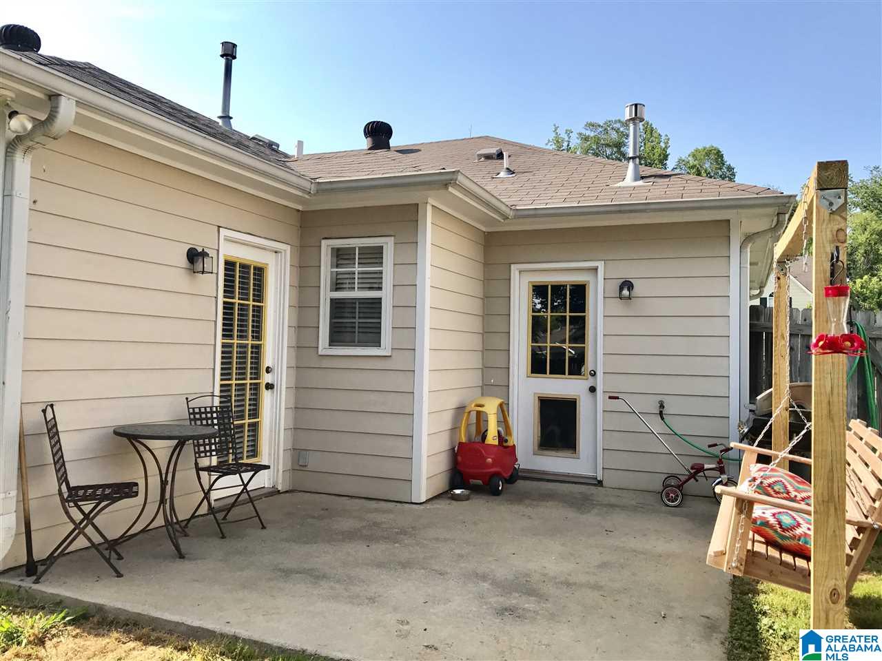 822 Meriweather Drive Calera, AL 35040 - Photo 12 of 14