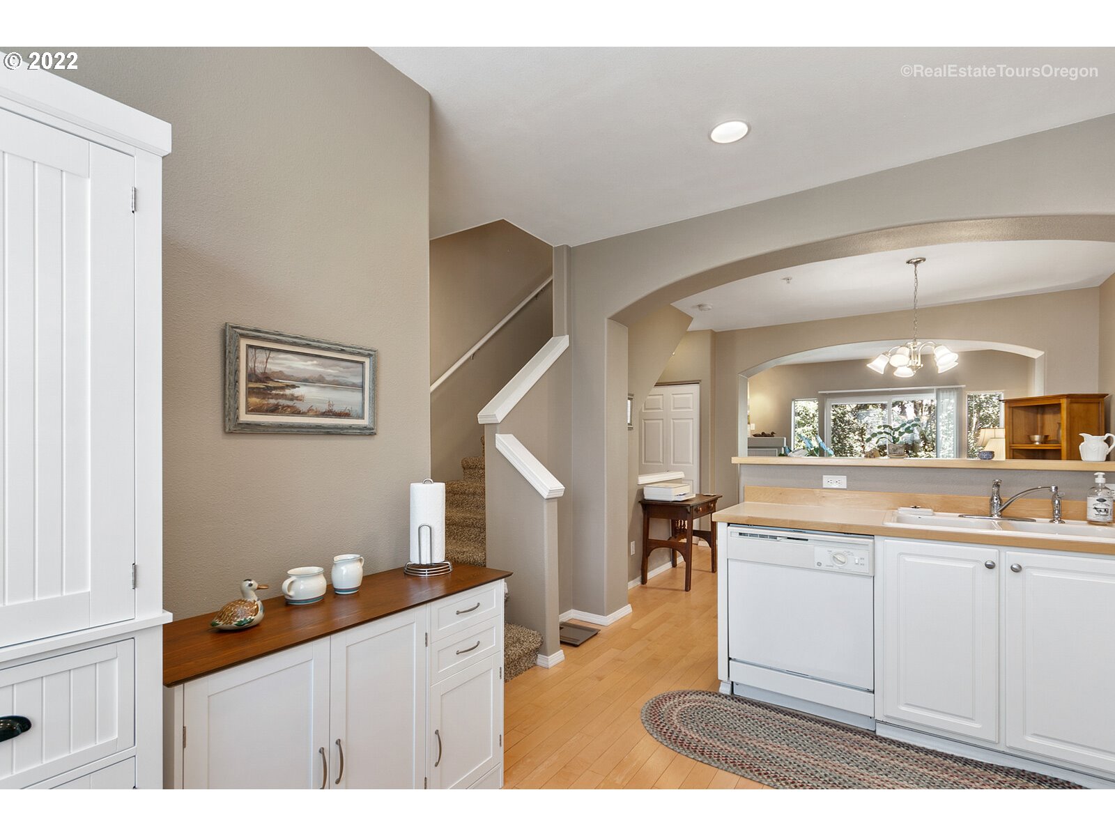 13980 Southwest Scholls Ferry Road, Unit 104 Beaverton, OR 97007 - Photo 11 of 32 Gallery Image 11