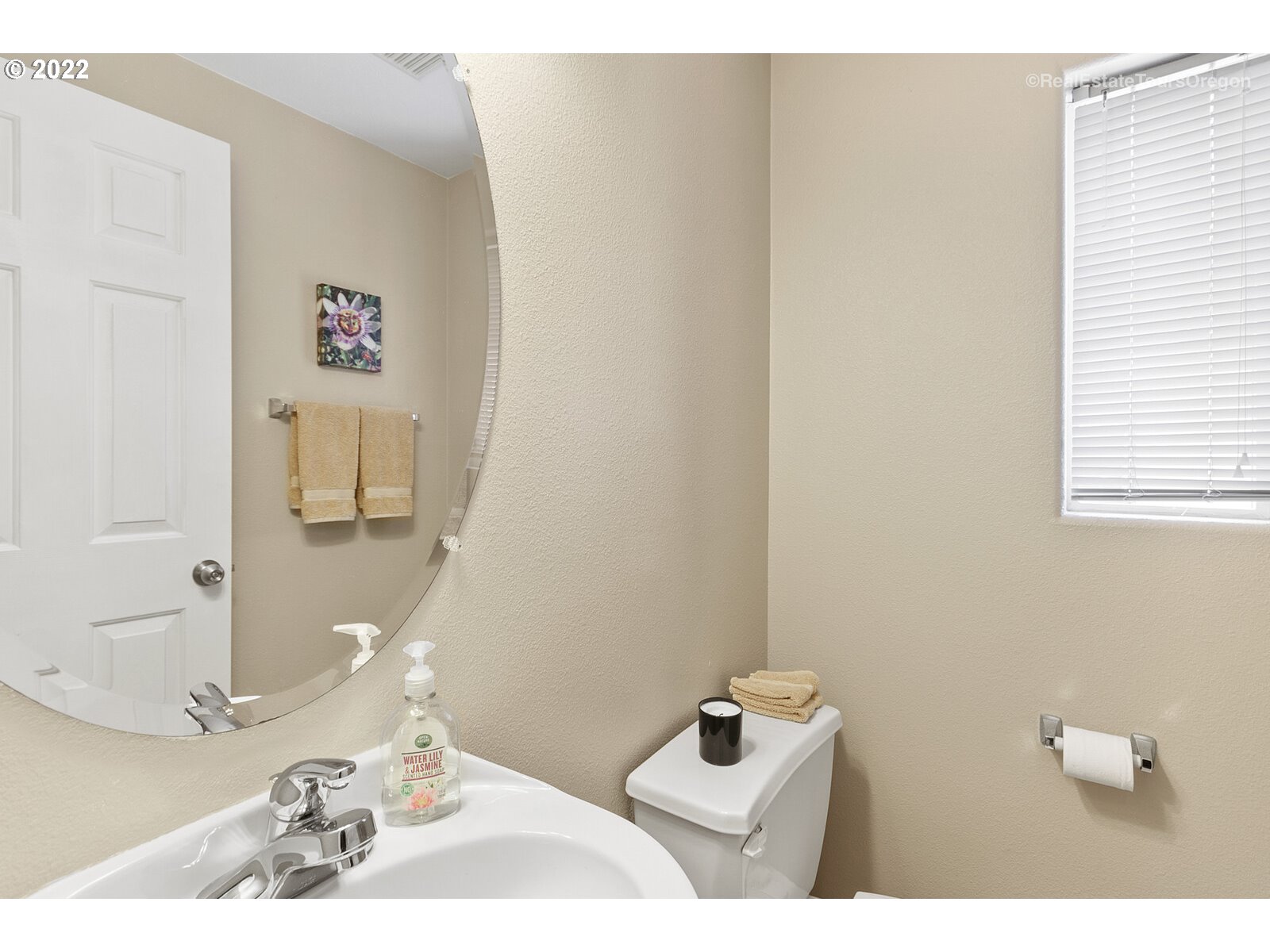 13980 Southwest Scholls Ferry Road, Unit 104 Beaverton, OR 97007 - Photo 18 of 32 Gallery Image 18