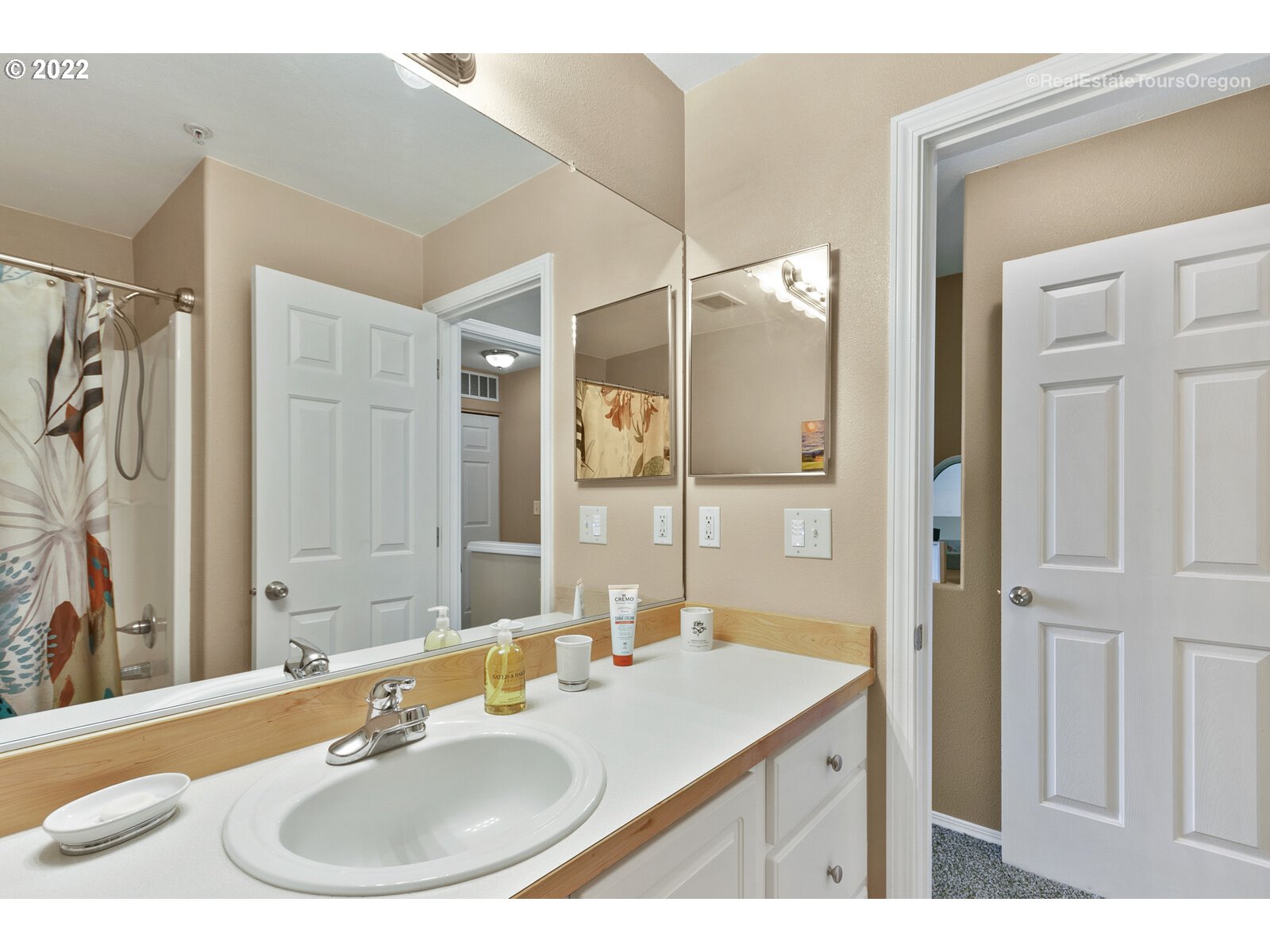 13980 Southwest Scholls Ferry Road, Unit 104 Beaverton, OR 97007 - Photo 26 of 32 Gallery Image 26