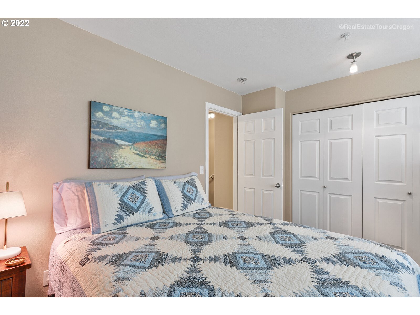 13980 Southwest Scholls Ferry Road, Unit 104 Beaverton, OR 97007 - Photo 29 of 32 Gallery Image 29