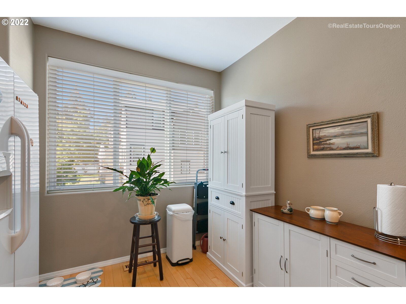 13980 Southwest Scholls Ferry Road, Unit 104 Beaverton, OR 97007 - Photo 10 of 32 Gallery Image 10