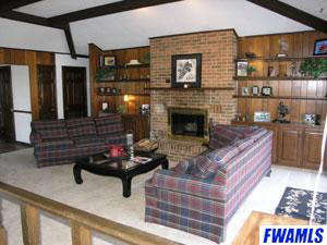 10410 Oaktree Road Fort Wayne, IN 46845 - Photo 2 of 12