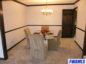 10410 Oaktree Road Fort Wayne, IN 46845 - Photo 3 of 12
