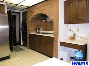 10410 Oaktree Road Fort Wayne, IN 46845 - Photo 6 of 12