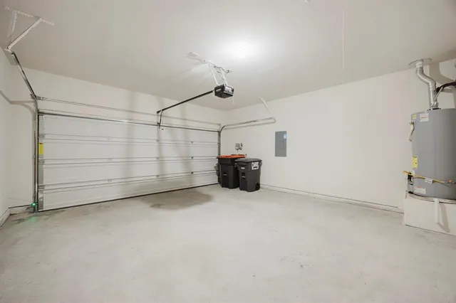 a view of a garage room