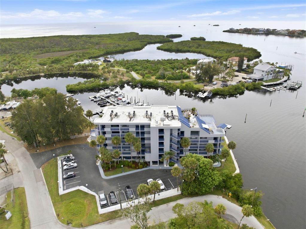 4823 Ebbtide Lane, Unit 404 Port Richey, FL 34668 - Photo 12 of 78 Gallery Image 12