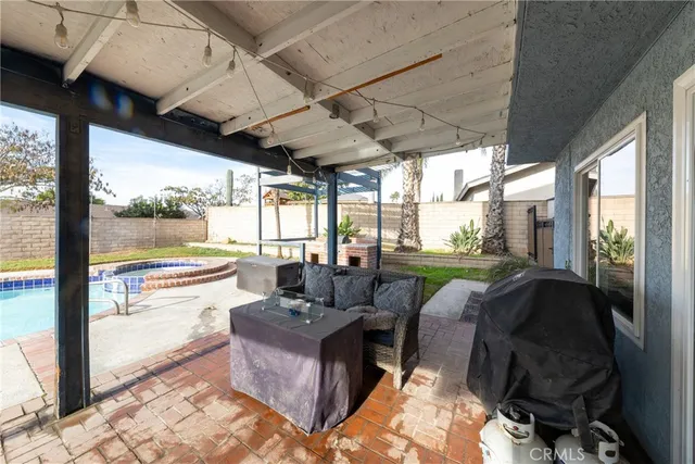 $830,000 | 906 Brandywine, Corona, CA 92878