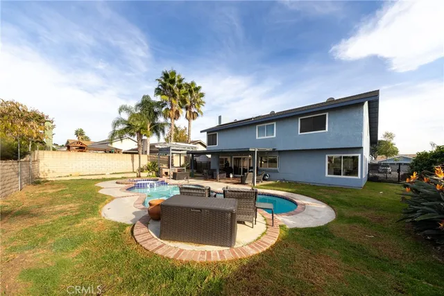 $830,000 | 906 Brandywine, Corona, CA 92878