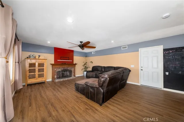 $830,000 | 906 Brandywine, Corona, CA 92878