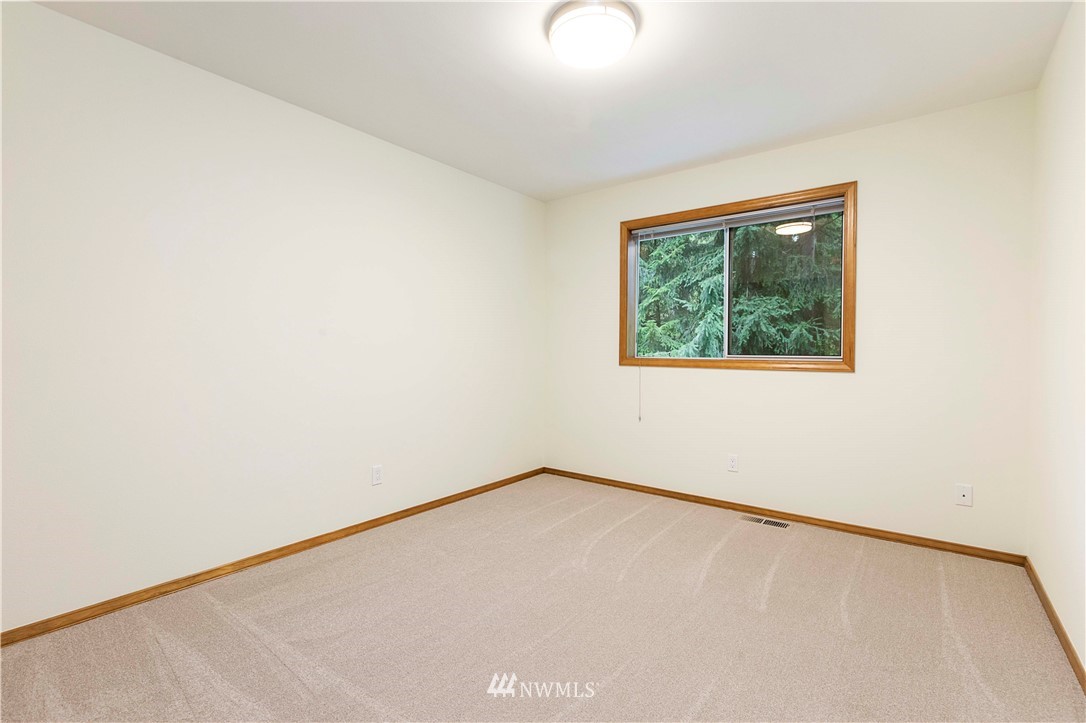 8310 Olympic View Drive Edmonds, WA 98026 - Photo 18 of 30