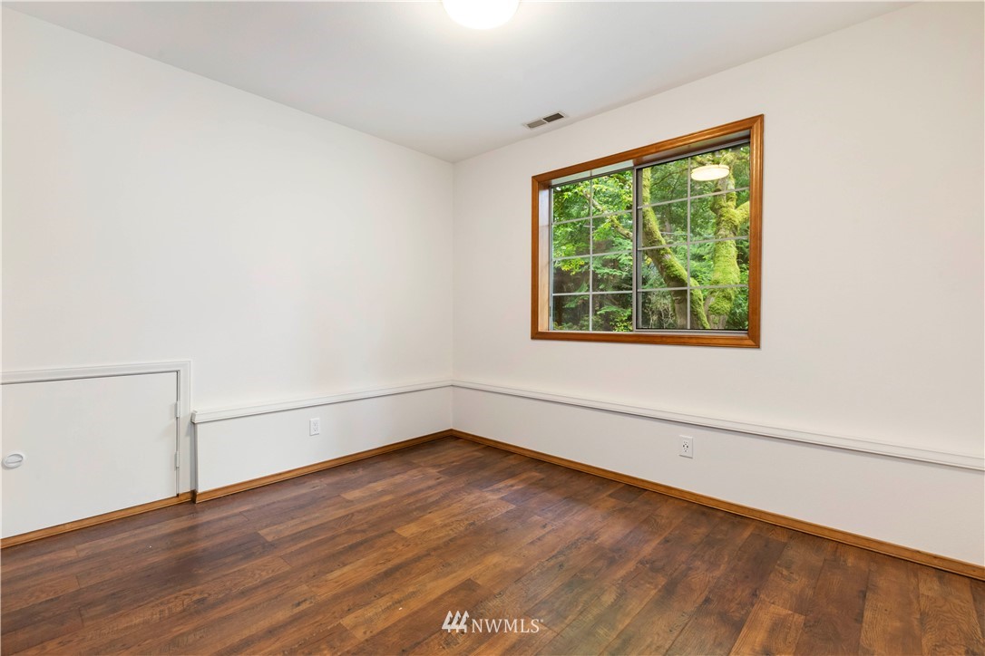 8310 Olympic View Drive Edmonds, WA 98026 - Photo 20 of 30