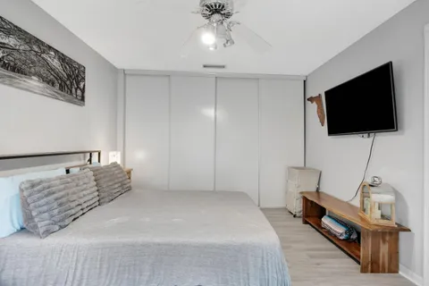 $350,000 | 4904 Lake Catherine Drive, Palm Beach Gardens, FL 33403