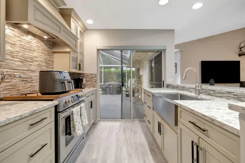 $350,000 | 4904 Lake Catherine Drive, Palm Beach Gardens, FL 33403