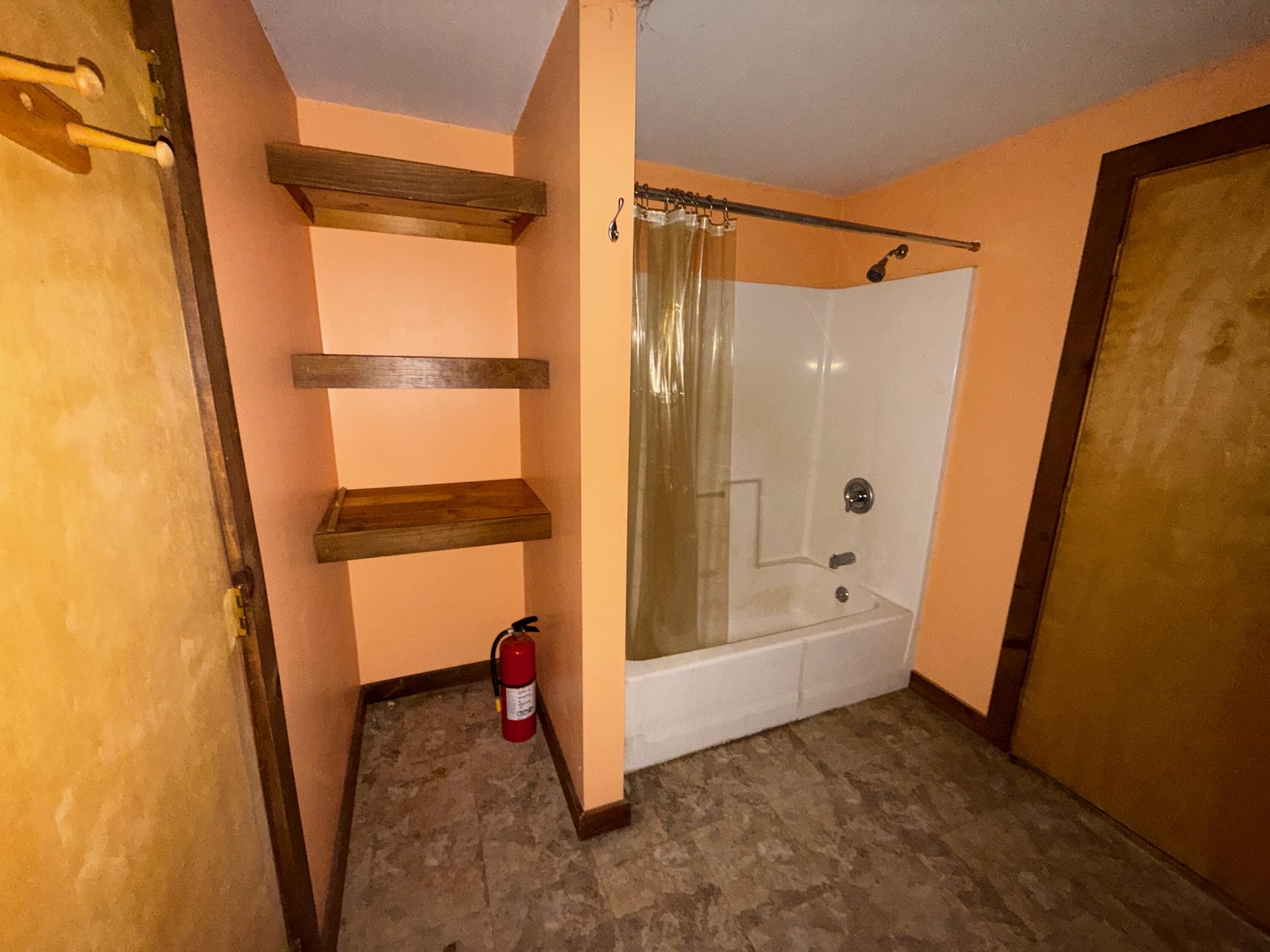 218 Plummer Road Richmond, ME 04357 - Photo 12 of 34 1st Floor Bath