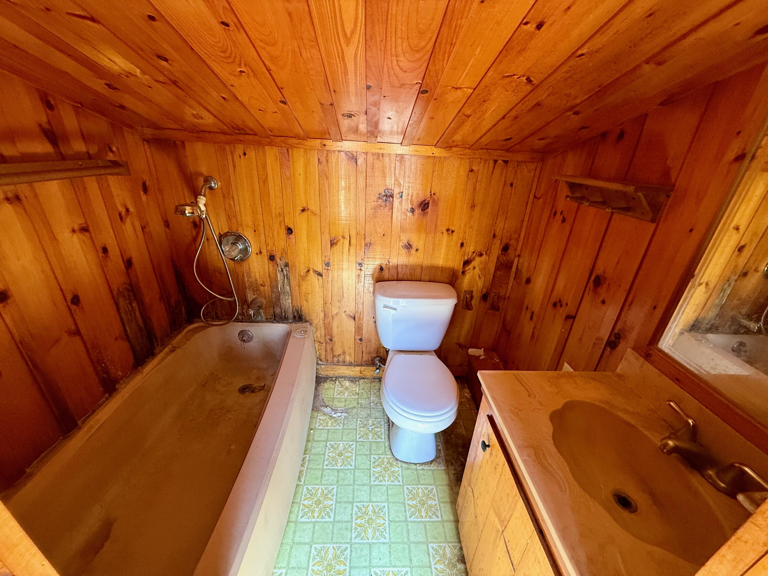 218 Plummer Road Richmond, ME 04357 - Photo 16 of 34 Upstairs Bath